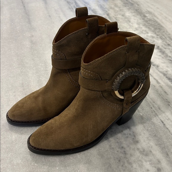 See by Chloé Women's Hanna Heeled Western Booties sz 39 in Military Green Suede - Picture 5 of 13